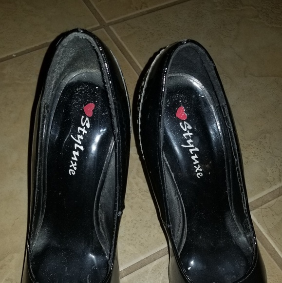 Styluxe - Picture 2 of 5